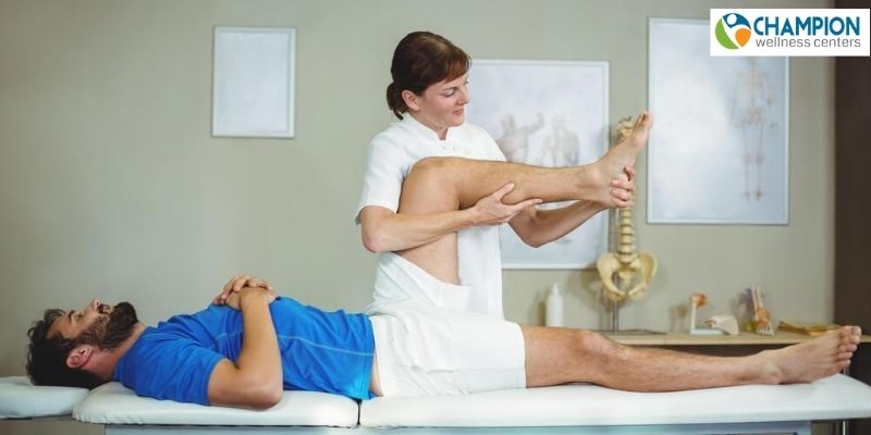 Chiropractor Help You With Knee Pain